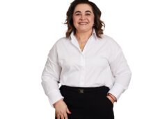 PROFESSORA MARIA DO CARMO REGISTRA CRESCIMENTO EM NOVA PESQUISA DA REAL TIME