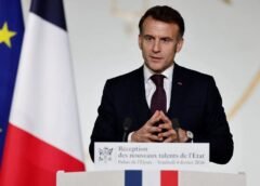 AMEAÇAS COMERCIAIS DOS ESTADOS UNIDOS NÃO TERMINARAM, DIZ MACRON