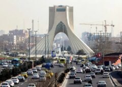 IRÃ PROMETE RESPOSTA ‘FEROZ’ A QUALQUER ATAQUE DOS EUA