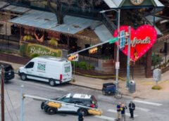 ATAQUE A TIROS NO TEXAS DEIXA DOIS MORTOS E 14 FERIDOS; FBI APURA POSSÍVEL MOTIVAÇÃO TERRORISTA