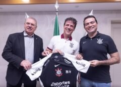 CORINTHIANS ANUNCIA FERNANDO DINIZ COMO NOVO TÉCNICO