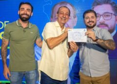 VEREADOR DE MANAUS ENTRA NA BASE DE APOIO A OMAR AZIZ, QUE ADOTA PROPOSTAS PARA CAUSA ANIMAL E MEIO AMBIENTE